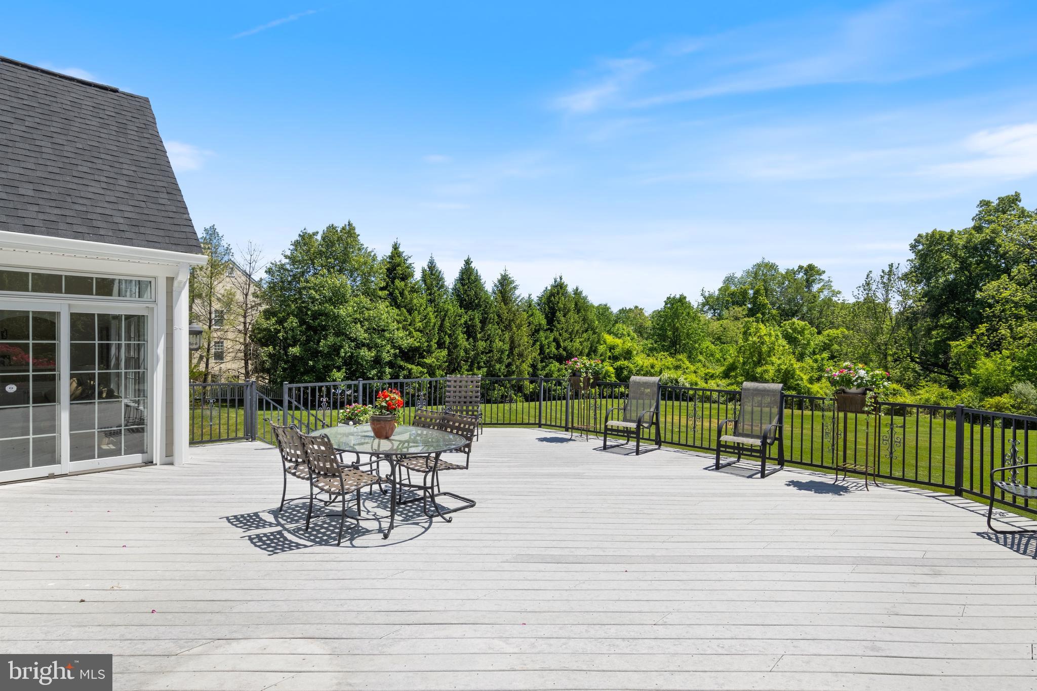 1014 Sugartown Road Berwyn, PA 19312 - Photo 11 of 78