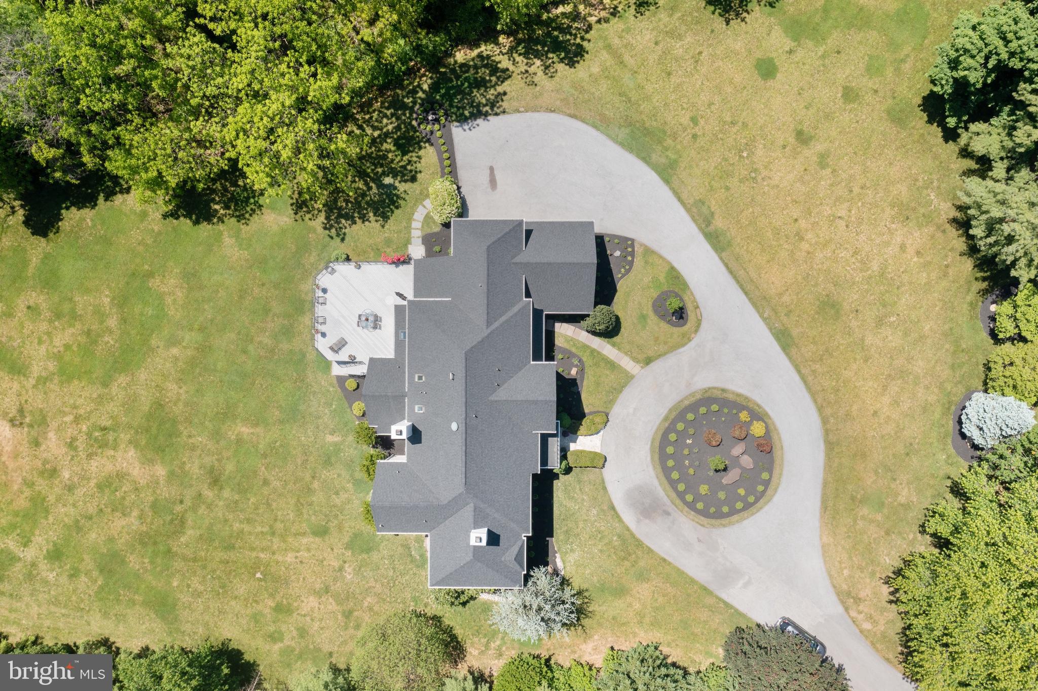 1014 Sugartown Road Berwyn, PA 19312 - Photo 16 of 78