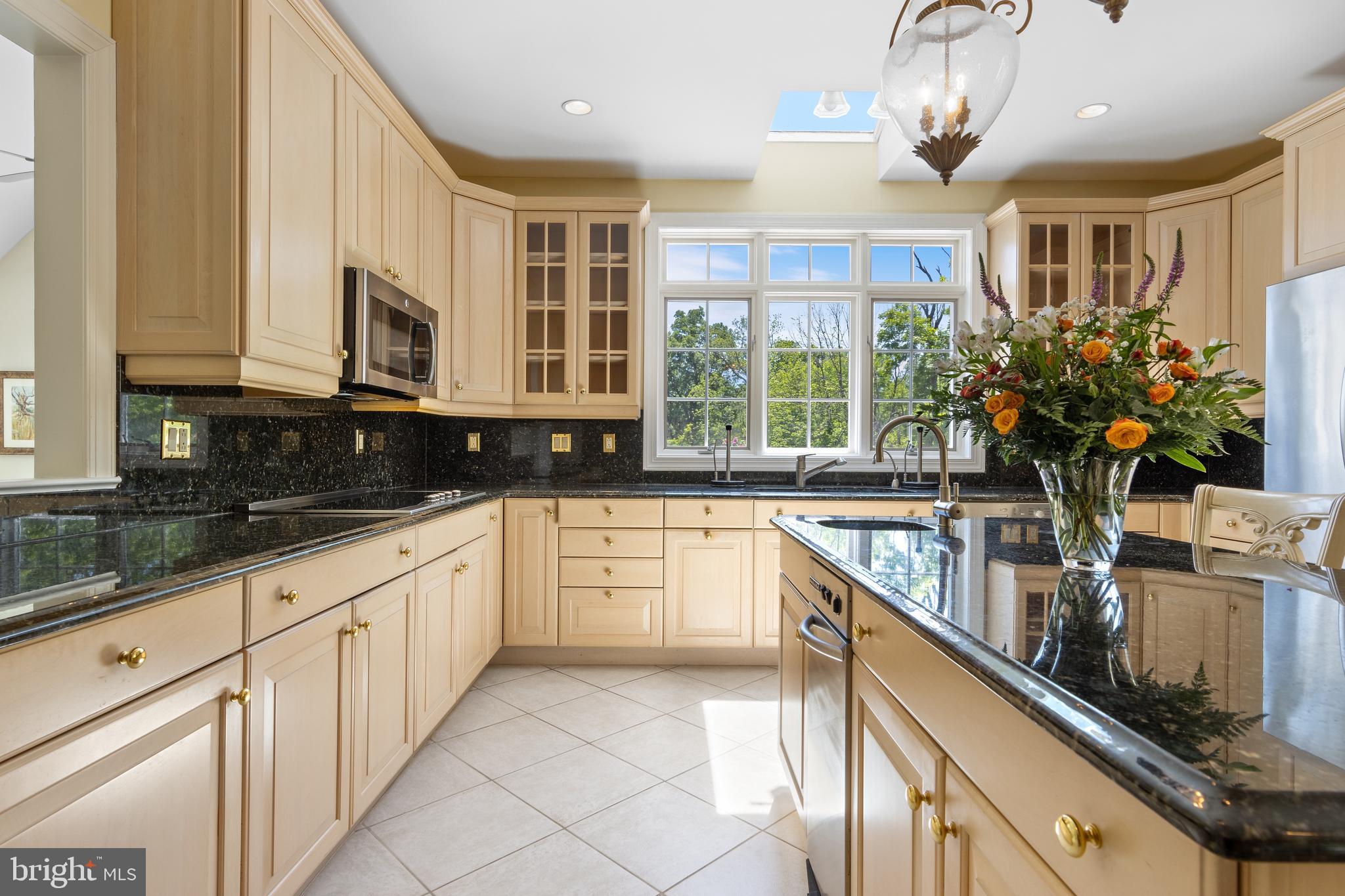 1014 Sugartown Road Berwyn, PA 19312 - Photo 44 of 78