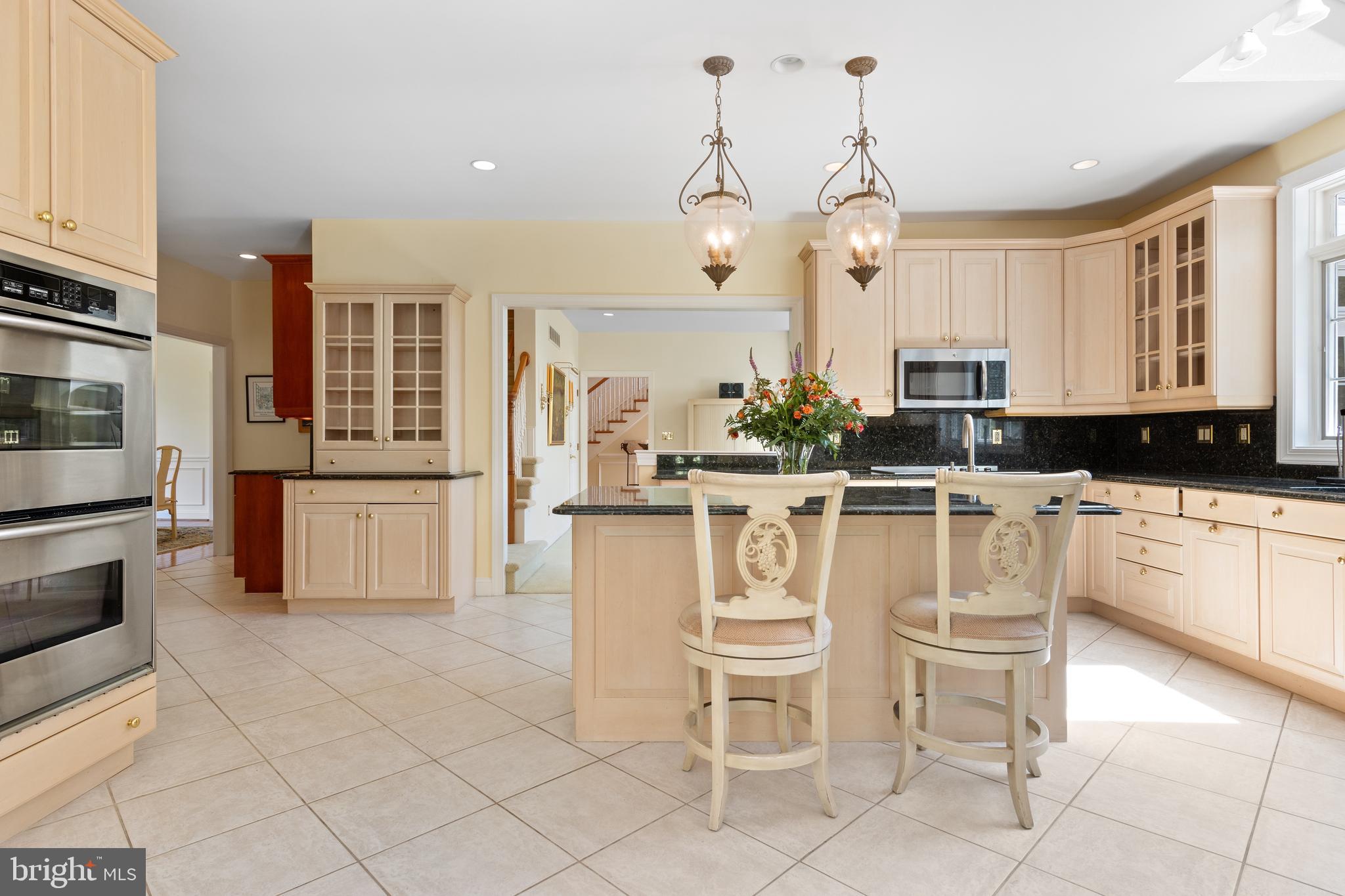 1014 Sugartown Road Berwyn, PA 19312 - Photo 46 of 78