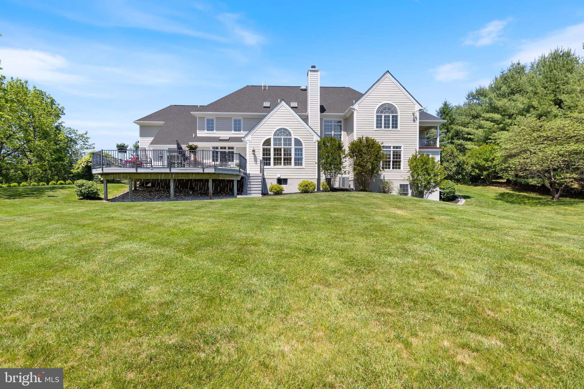1014 Sugartown Road Berwyn, PA 19312 - Photo 8 of 78 Exterior Back & yard