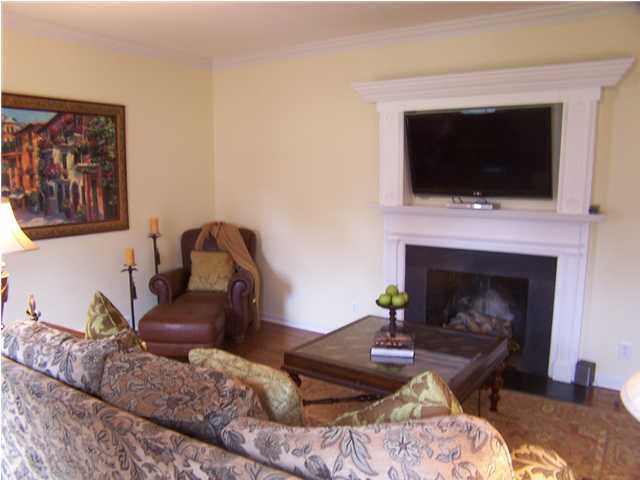 6103 Innes Trace Road Louisville, KY 40222 - Photo 3 of 20 Additional Photo