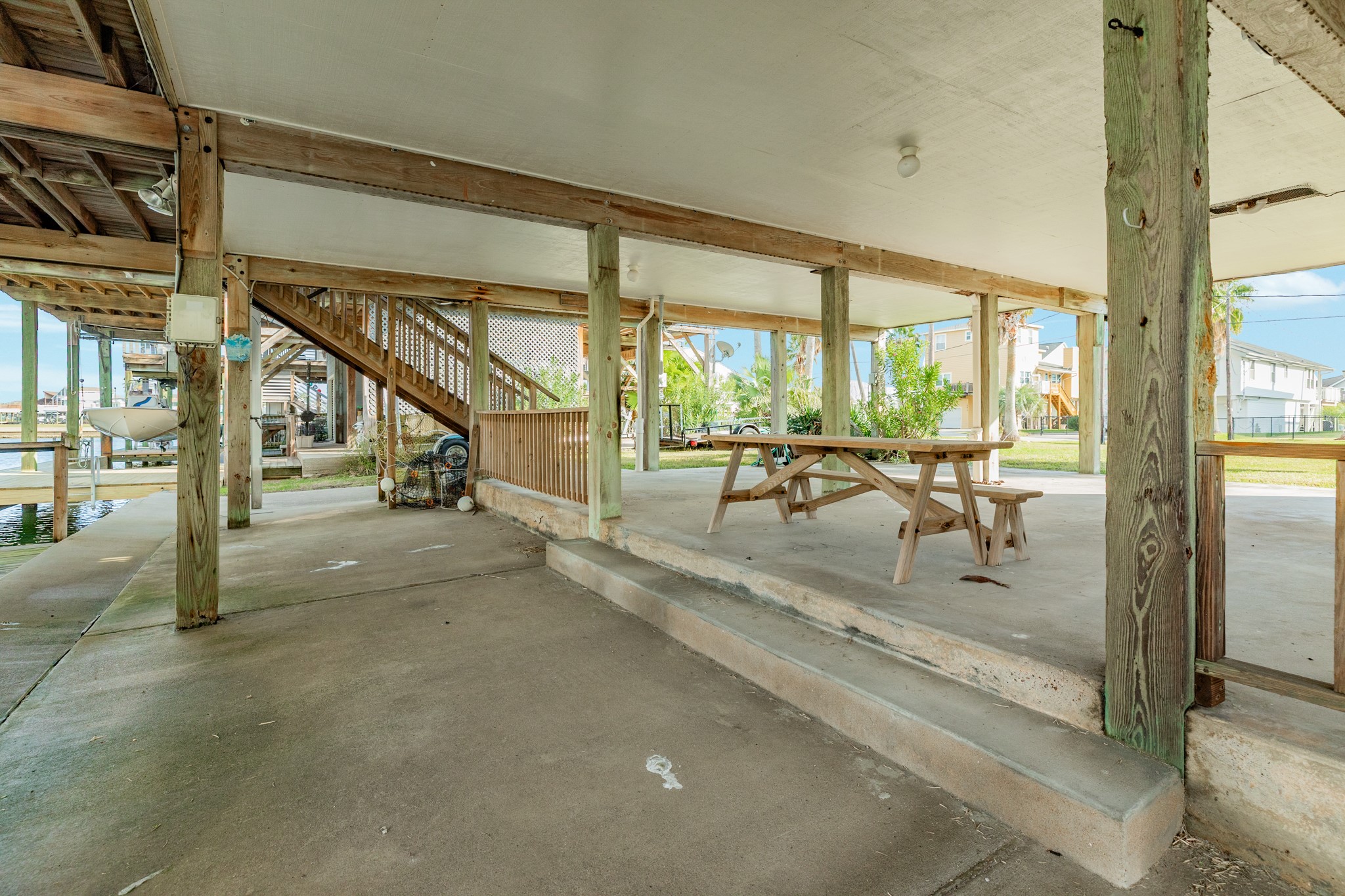16708 Cormorant Road Jamaica Beach, TX 77554 - Photo 28 of 33 Ground floor patio area