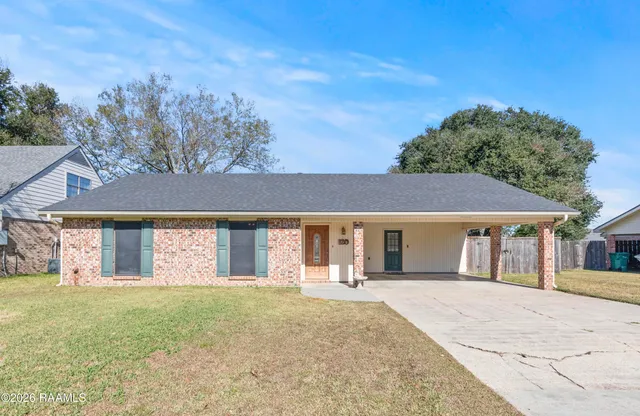 $235,000 | 120 Berrybrook Avenue, Broussard, LA 70518
