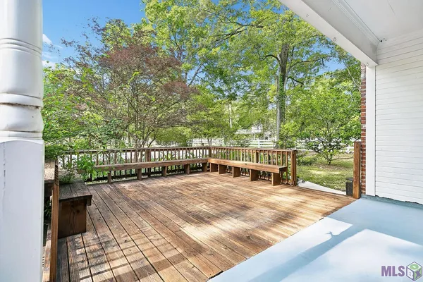 $669,500 | 14370 Dallas Drive, Denham Springs, LA 70726
