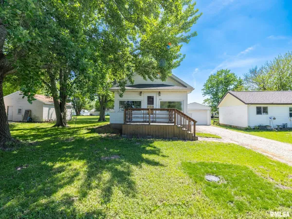 $89,900 | 105 West Oakley Avenue, Glasford, IL 61533