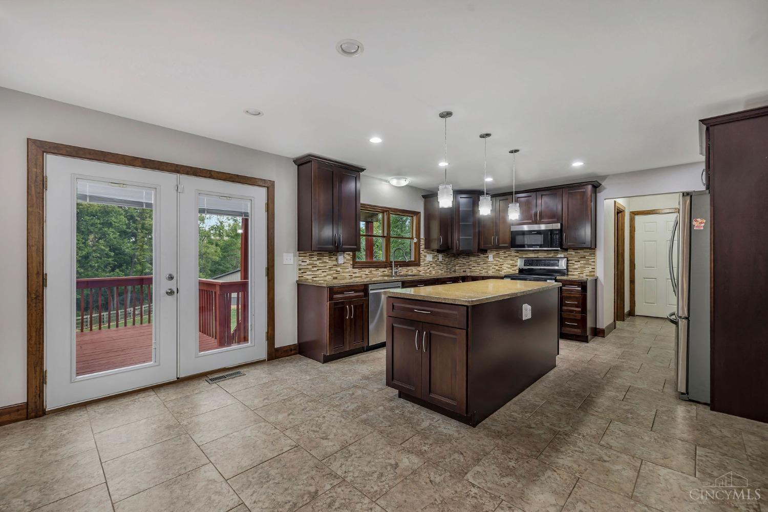 1270 Hamilton New London Road Hamilton, OH 45013 - Photo 27 of 76 Gallery Image 27
