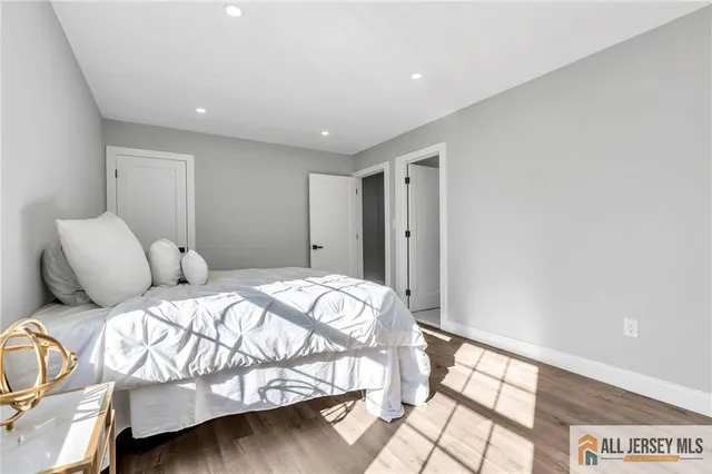 $485,000 | 114 Wilshire Court, Old Bridge, NJ 08857