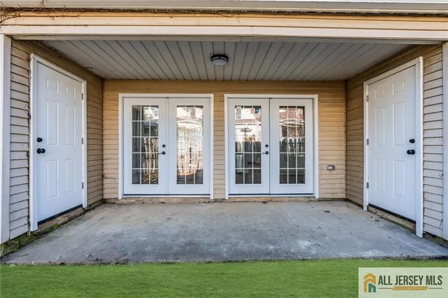 $485,000 | 114 Wilshire Court, Old Bridge, NJ 08857