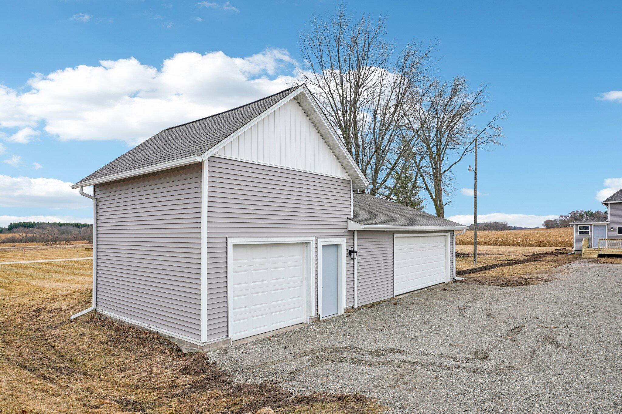 N5288 County Road D Farmington, WI 53137 - Photo 49 of 55 3+ Car Garage