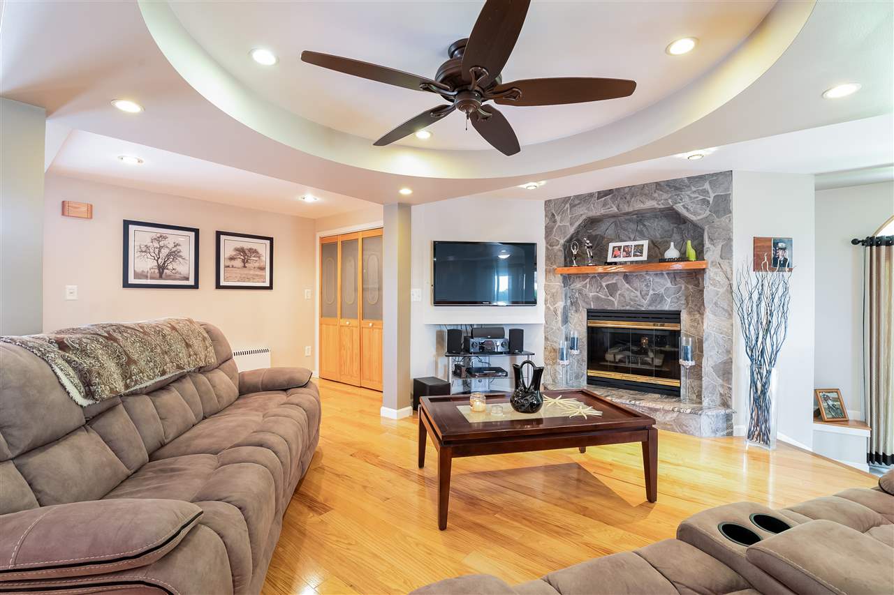 1580 Candia Road Manchester, NH 03104 - Photo 4 of 38