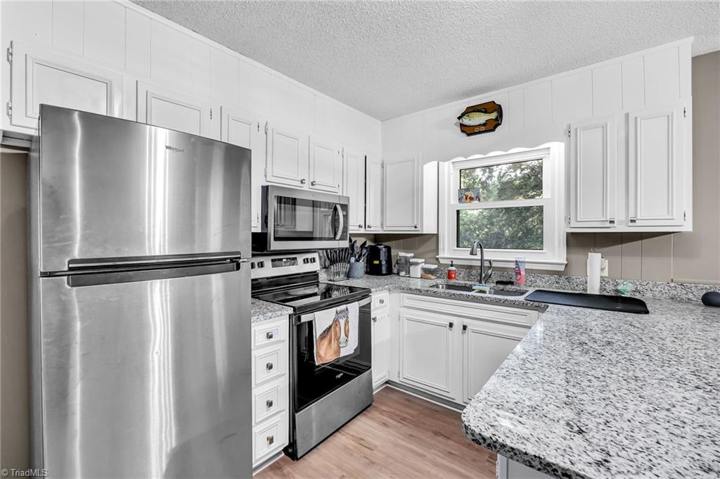 615 Brooks Road Reidsville, NC 27320 - Photo 10 of 40 Gallery Image 10