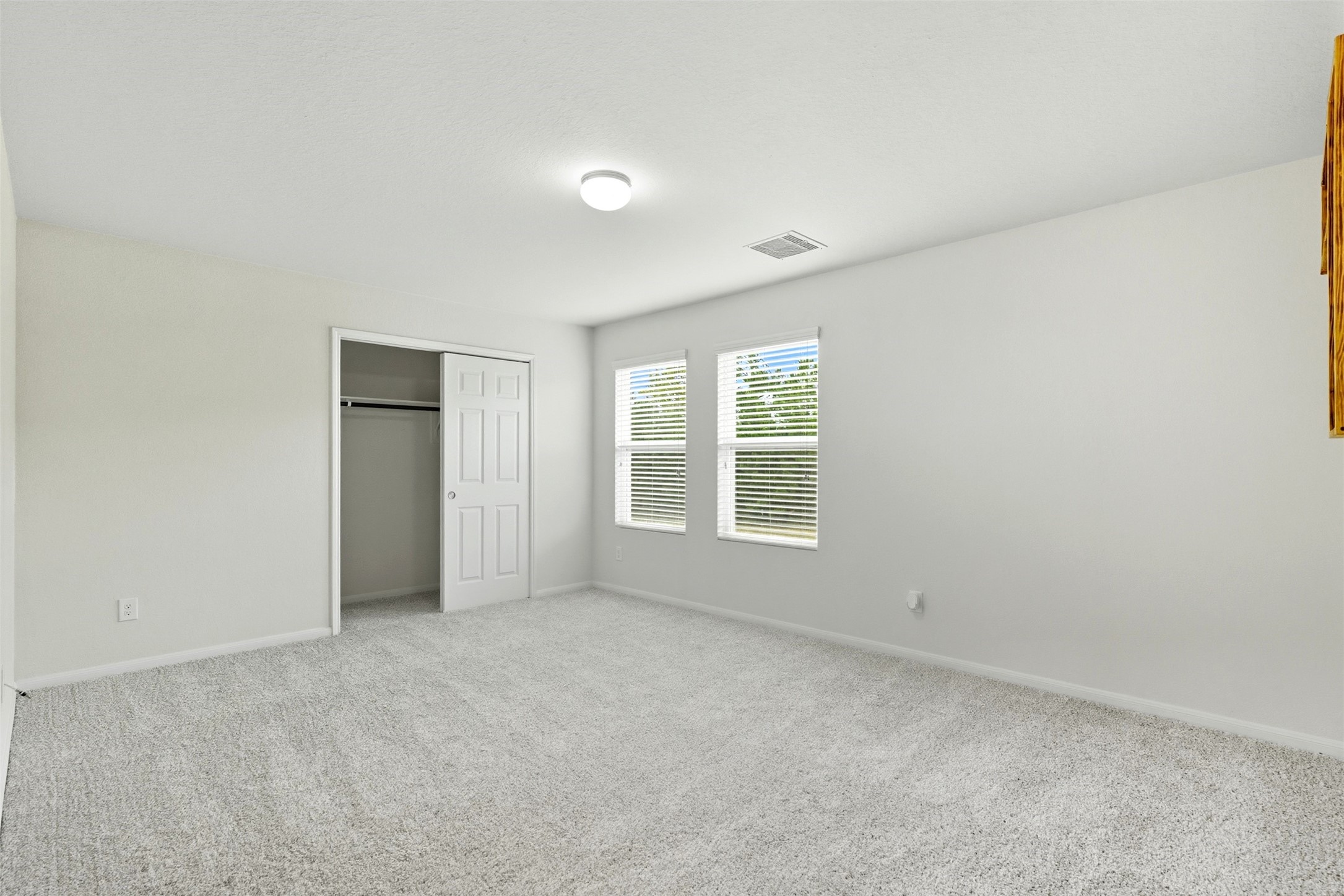 18414 West Hardy Road Houston, TX 77073 - Photo 30 of 46 an empty room with a window