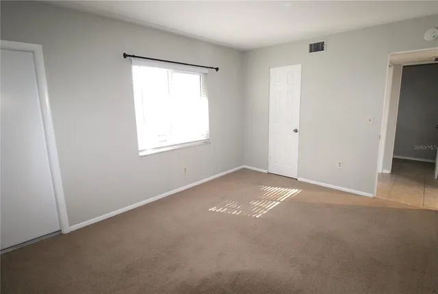 $1,400 | 2304 Ringling Boulevard, Unit 207, Sarasota, FL 34237