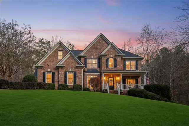 $895,000 | 435 Oak Forest Drive, Dawsonville, GA 30534