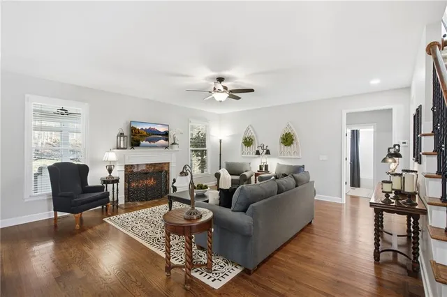 $895,000 | 435 Oak Forest Drive, Dawsonville, GA 30534