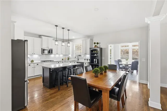 $895,000 | 435 Oak Forest Drive, Dawsonville, GA 30534