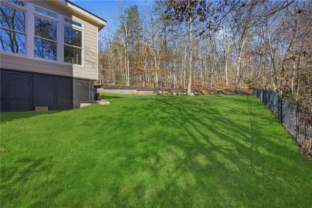 $895,000 | 435 Oak Forest Drive, Dawsonville, GA 30534