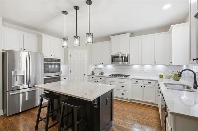 $895,000 | 435 Oak Forest Drive, Dawsonville, GA 30534