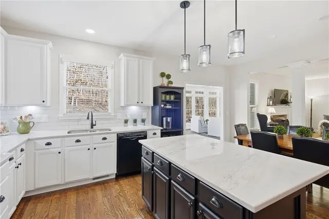 $895,000 | 435 Oak Forest Drive, Dawsonville, GA 30534