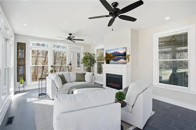 $895,000 | 435 Oak Forest Drive, Dawsonville, GA 30534