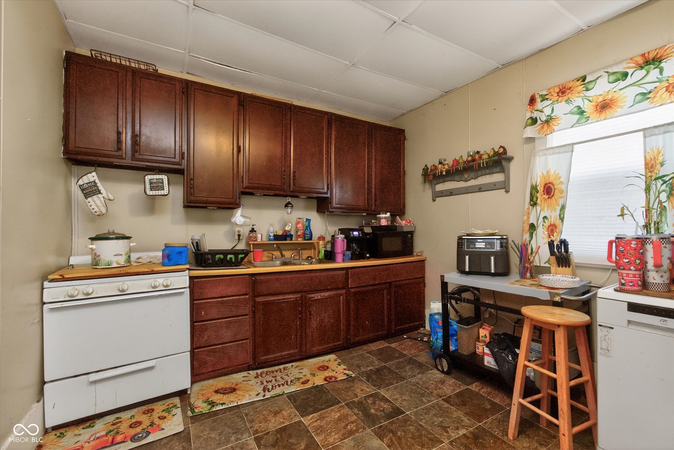 652 Gentry Street Frankfort, IN 46041 - Photo 7 of 20