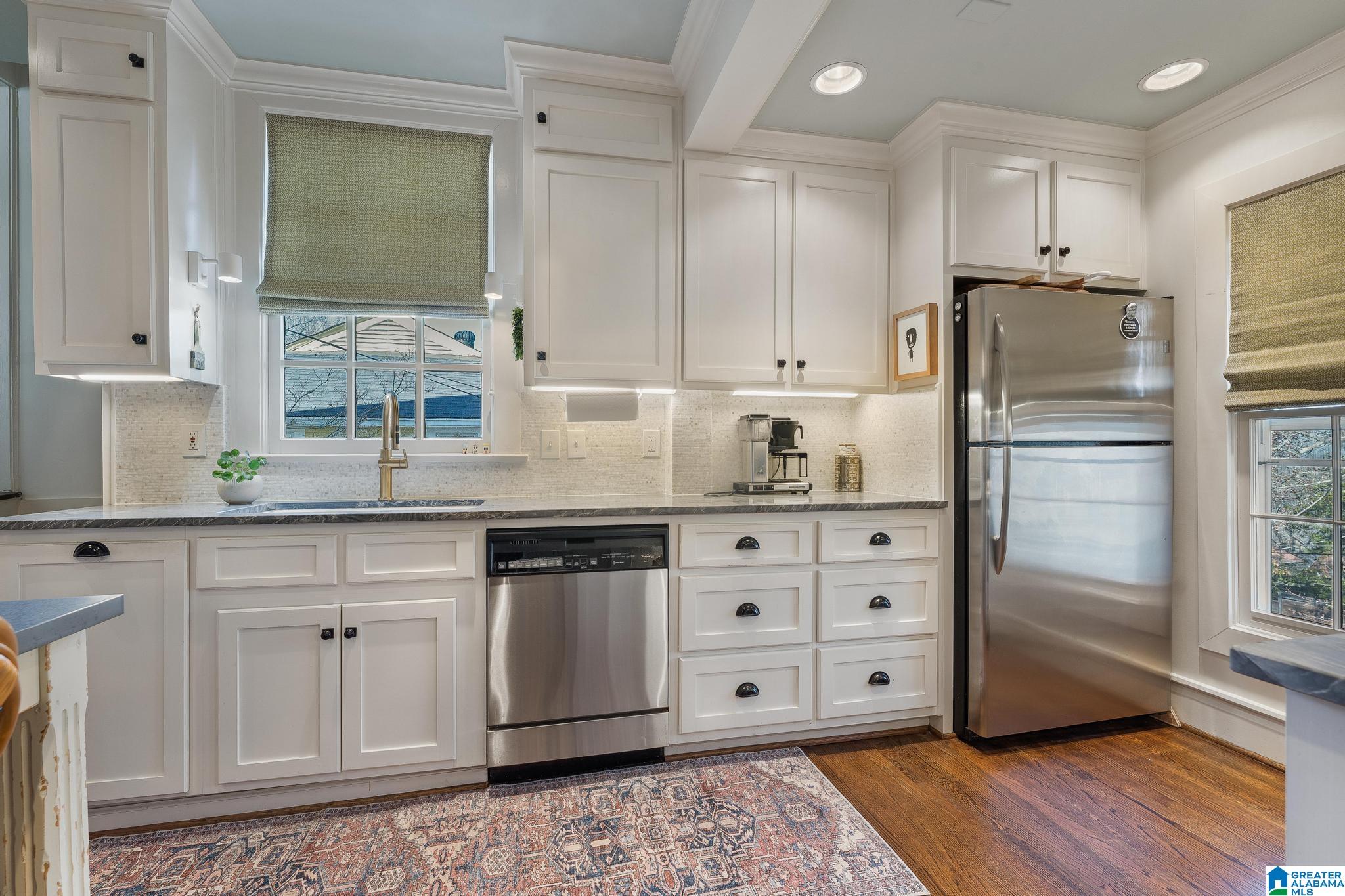 4334 Cliff Road Birmingham, AL 35222 - Photo 16 of 45