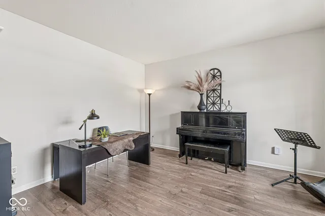 $530,000 | 7230 Capel Drive, Indianapolis, IN 46259