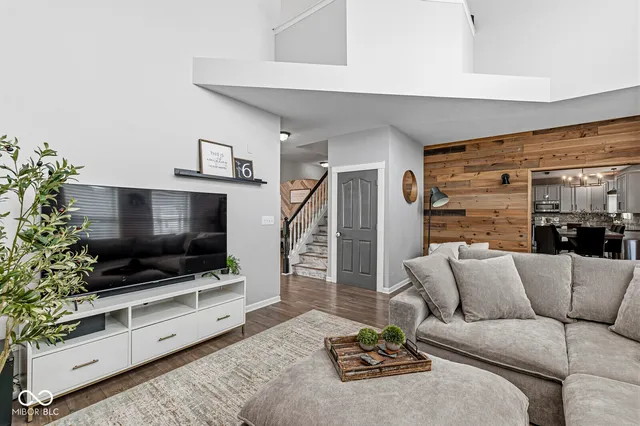 $530,000 | 7230 Capel Drive, Indianapolis, IN 46259