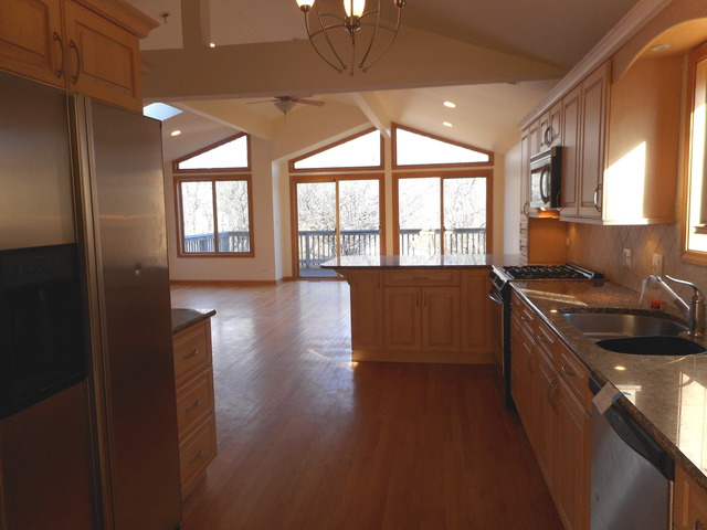 1359 Ridge Road Highland Park, IL 60035 - Photo 2 of 8 Gallery Image 2