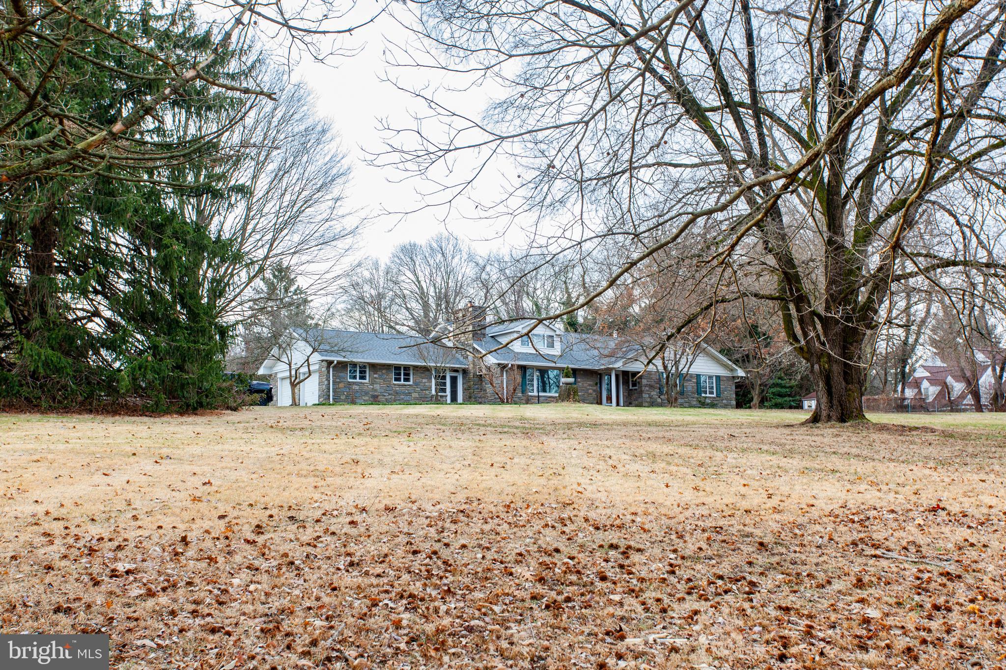 937 Palmers Mill Road Media, PA 19063 - Photo 3 of 37