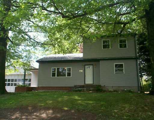708 Darlington Road Beaver Falls, PA 15010 - Photo 1 of 1 Exterior Front.
