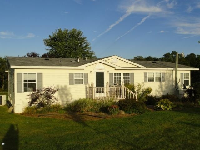 6678 Gould Road Saranac, MI 48881 - Photo 1 of 14 gould ext close