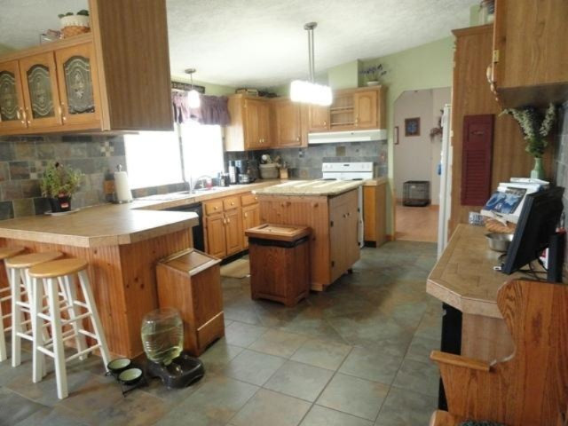 6678 Gould Road Saranac, MI 48881 - Photo 3 of 14 gould kit nice