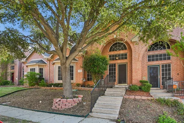 $2,300 | 1769 Massey Drive, Lewisville, TX 75067