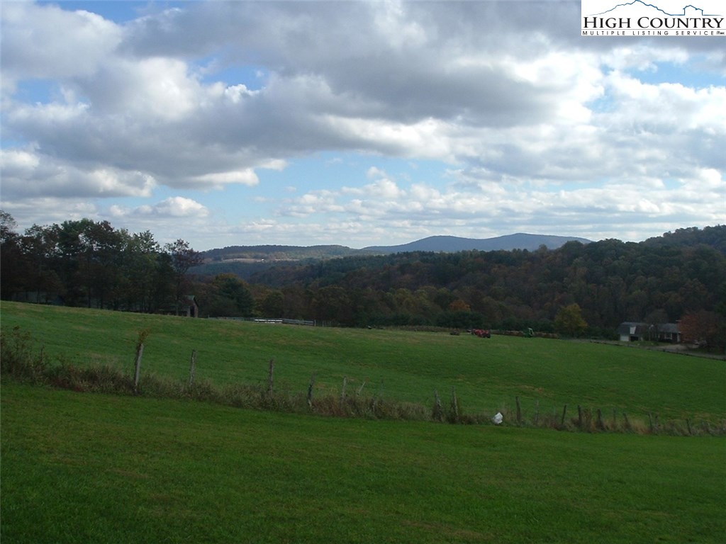1414 Bald Knob Road Sparta, NC 28675 - Photo 14 of 22 Gallery Image 14
