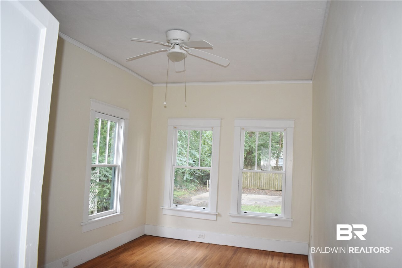 452 Michigan Avenue Mobile, AL 36604 - Photo 14 of 15