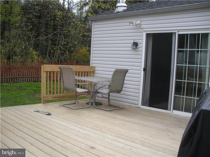 160 Edison Road Cherry Hill, NJ 08034 - Photo 20 of 22 Deck