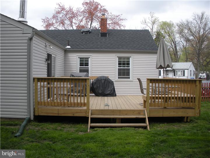 160 Edison Road Cherry Hill, NJ 08034 - Photo 21 of 22 Exterior Back