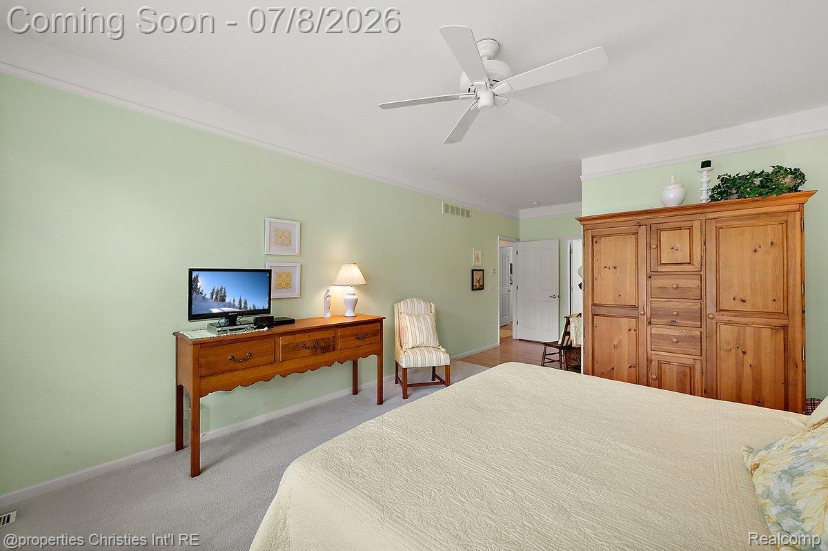 1946 Dunham Drive Rochester, MI 48306 - Photo 25 of 38 1946 Dunham Dr -50.jpg