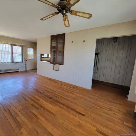 $699,000 | 3030 North Jerusalem Road, Wantagh, NY 11793