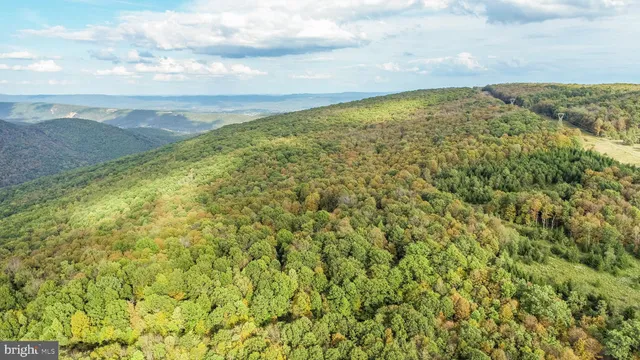 $499,900 | 15800 Sprucewood Drive, Frostburg, MD 21532