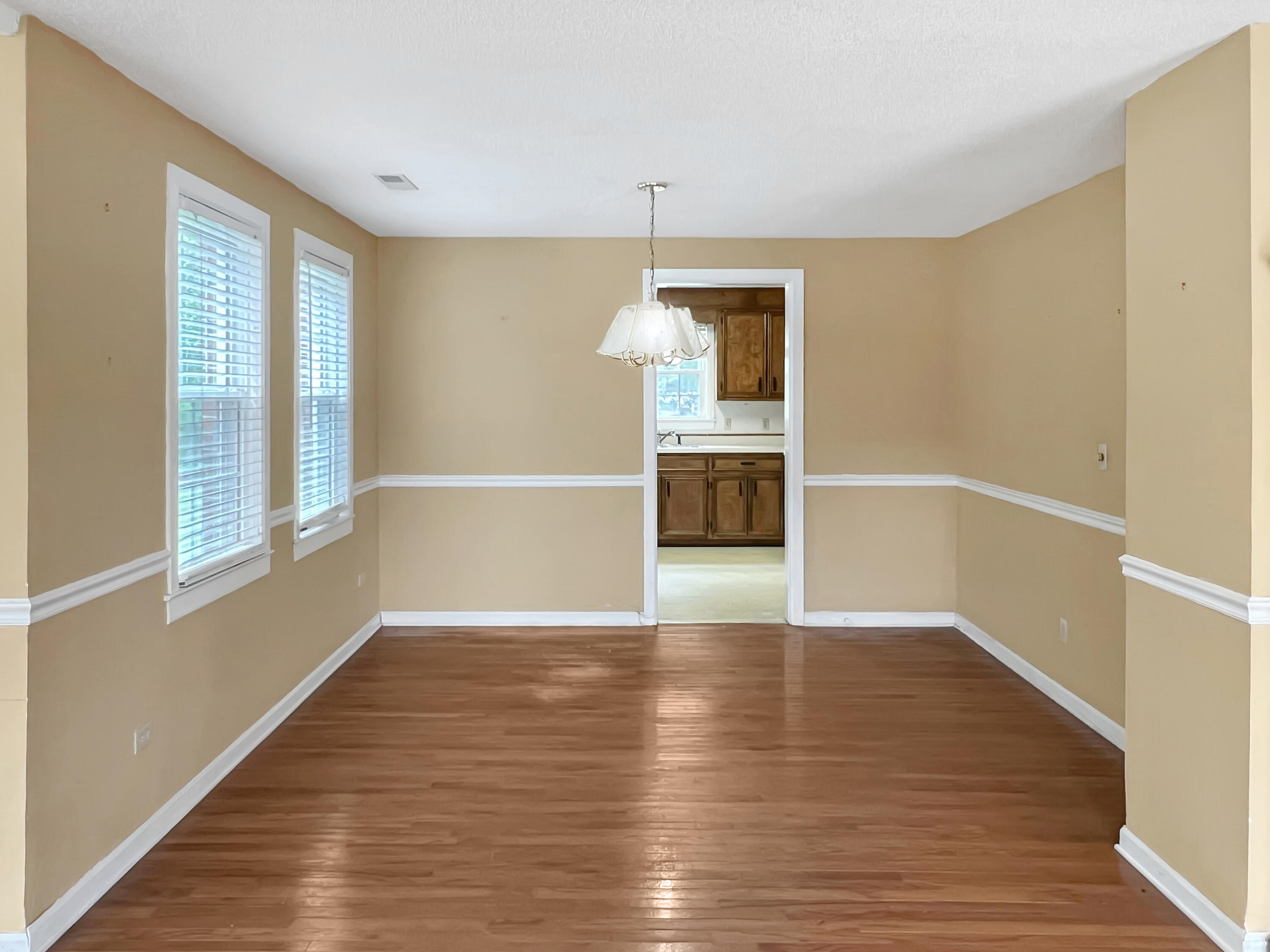 202 Johnston Street St. George, SC 29477 - Photo 12 of 20 Jdining