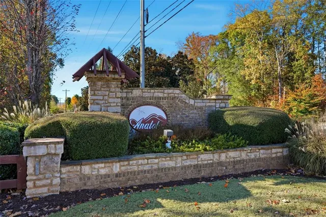 $298,000 | 2157 Capella Circle Southwest, Atlanta, GA 30331