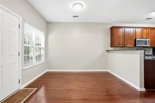 $298,000 | 2157 Capella Circle Southwest, Atlanta, GA 30331