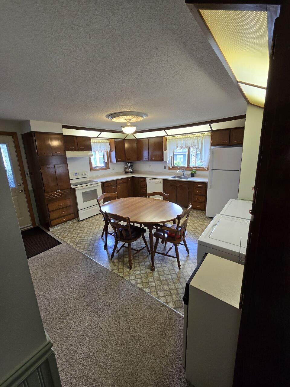 116 Center Street Van Buren, ME 04785 - Photo 3 of 39 1000011272