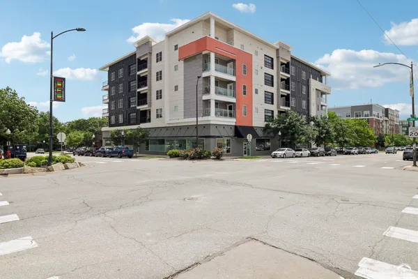 $205,000 | 800 New Hampshire Street, Unit 213, Lawrence, KS 66044