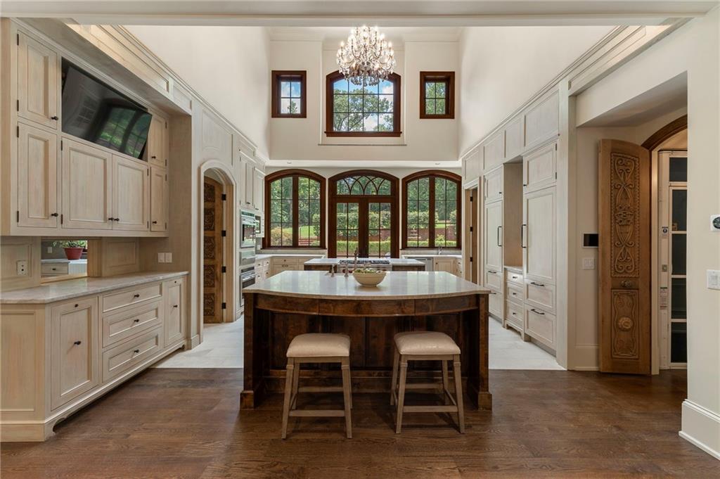 35 Valley Road Northwest Atlanta, GA 30305 - Photo 13 of 42 Gallery Image 13