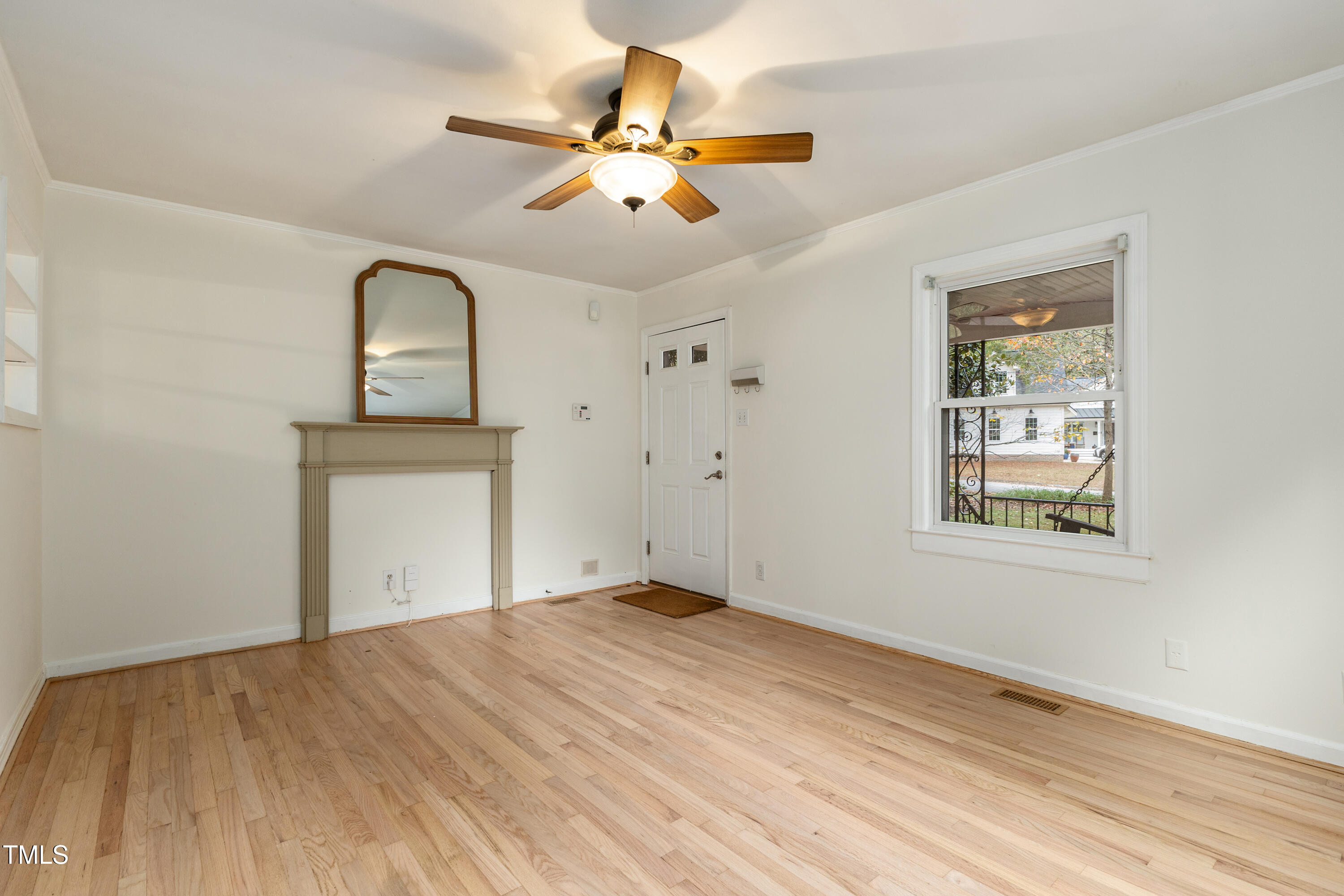 1224 Watauga Street Raleigh, NC 27604 - Photo 5 of 24 CY1A4246
