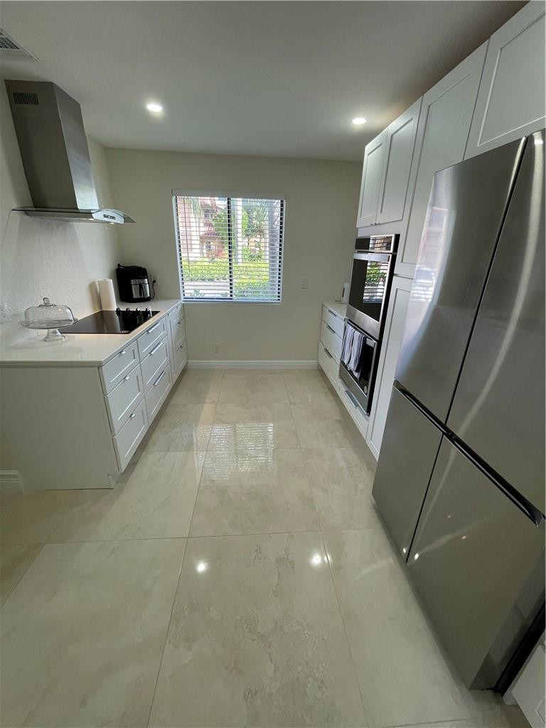 22075 Las Brisas Circle, Unit 305 Boca Raton, FL 33433 - Photo 11 of 52 Photo 11